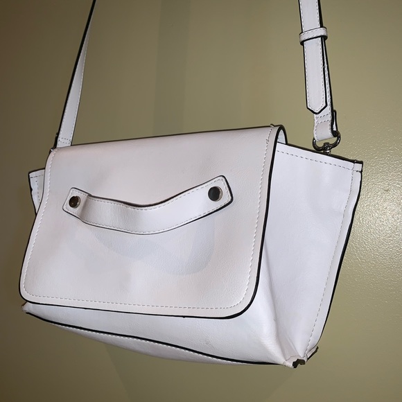 Zara Sling Bag - Picture 4 of 7